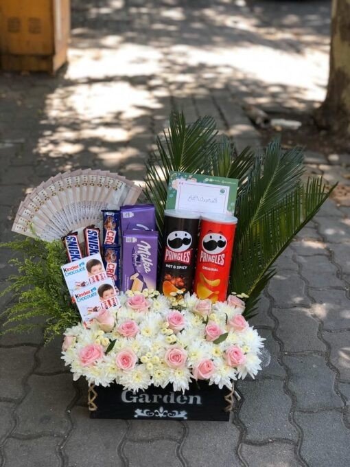 بوكس شوكولا وورد وبرنجلز مع مبلغ